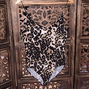 Gaze Leopard Print Bodysuit Size L